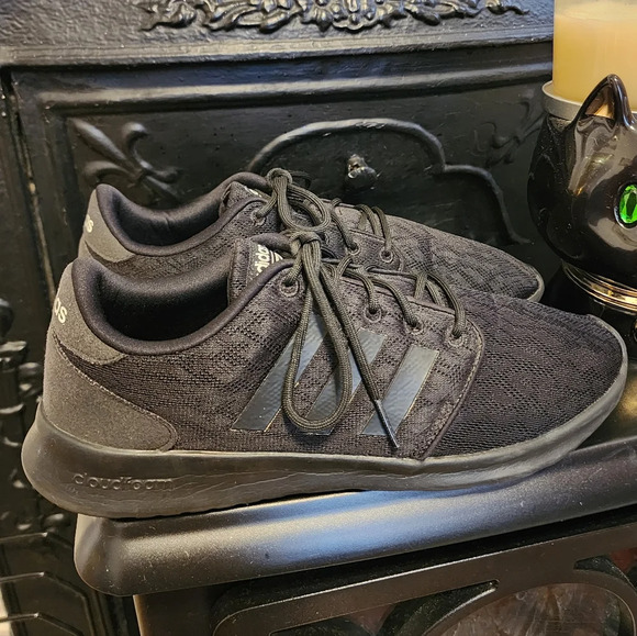 Adidas Black Women's Lace Up Sneakers, Size 10 - Picture 5 of 8